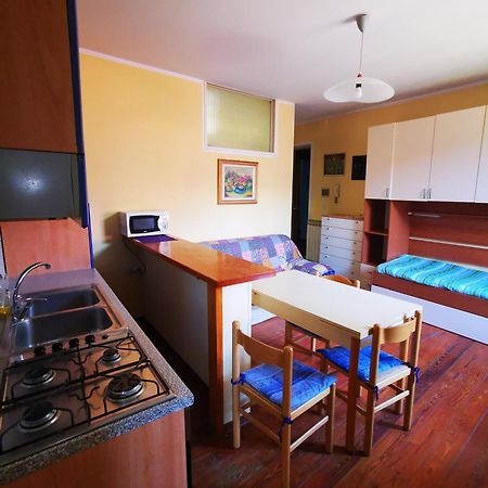 Torres Rojas Apartment Ivrea Luaran gambar