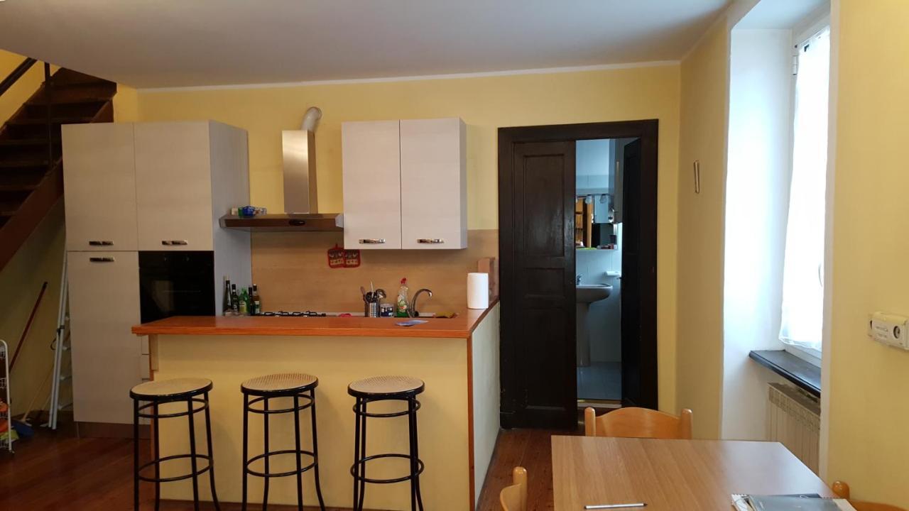 Torres Rojas Apartment Ivrea Luaran gambar